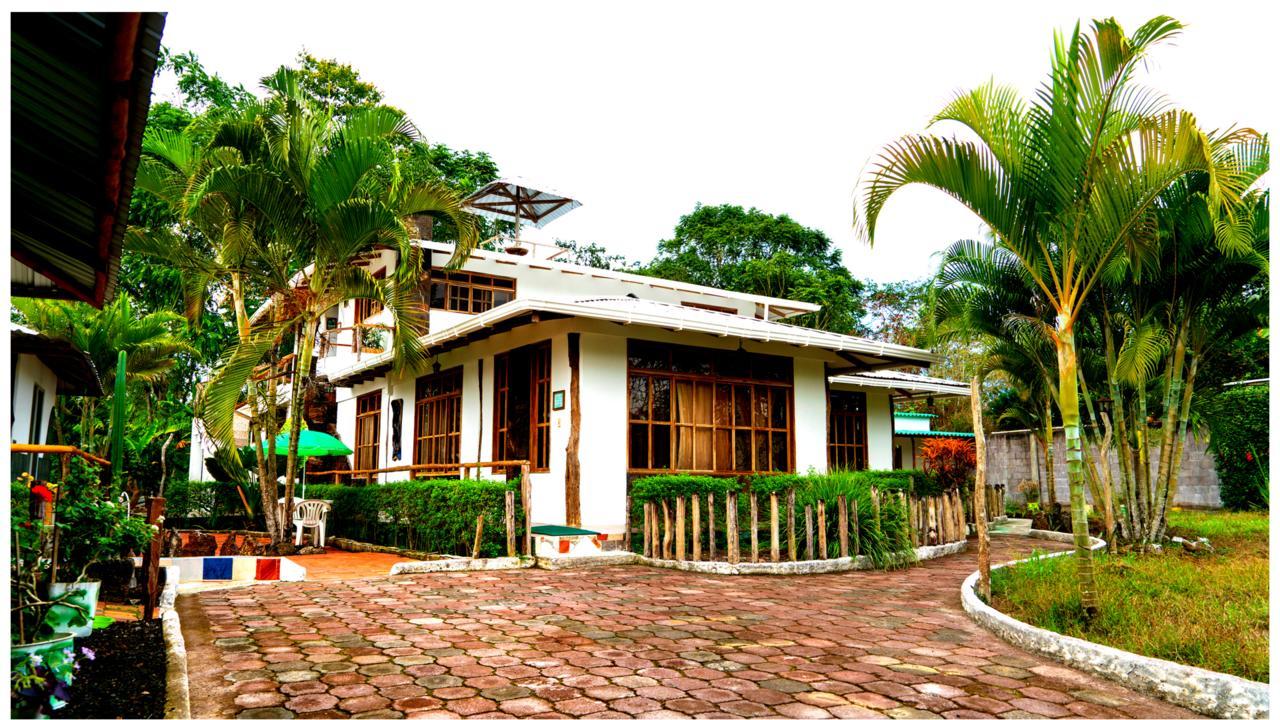 Suymar Ecolodge Galapagos 푸에르토아요라 외부 사진
