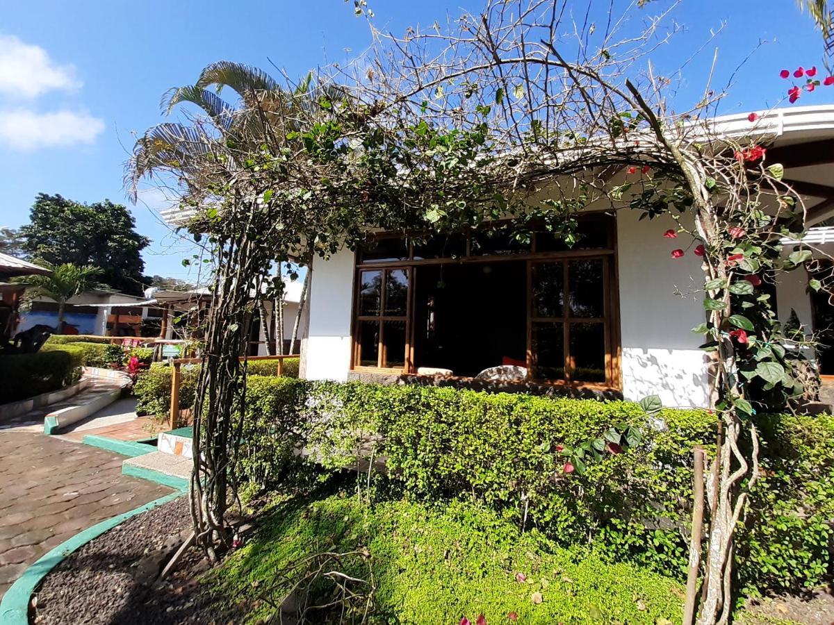 Suymar Ecolodge Galapagos 푸에르토아요라 외부 사진
